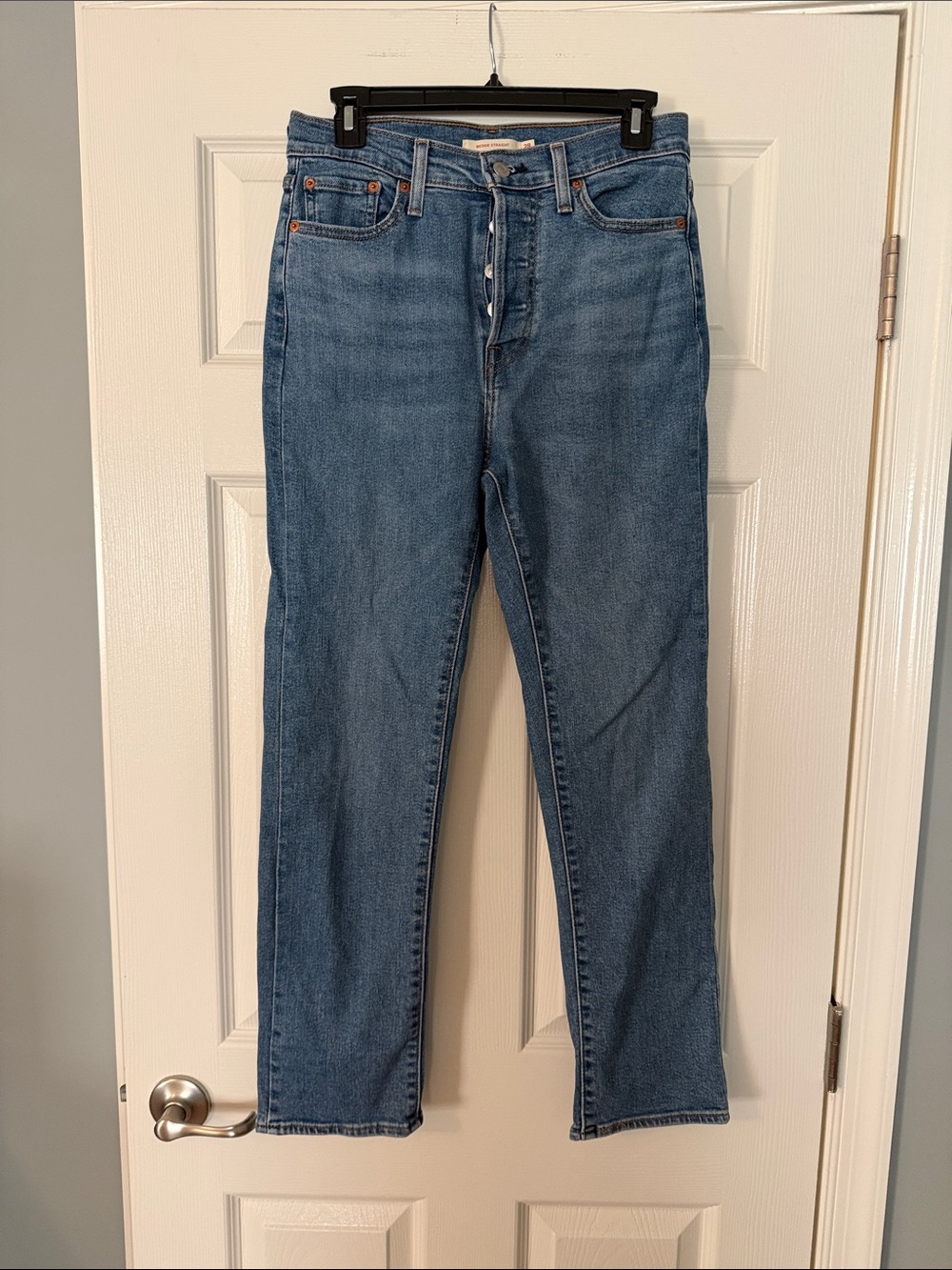 Levi's Straight Leg Women's Jeans in Blue Denim